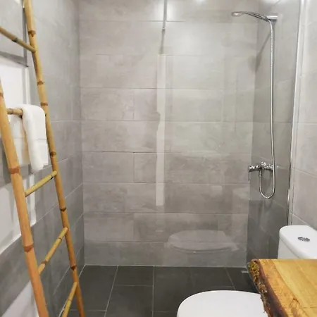 Shark's 롯지 발리알